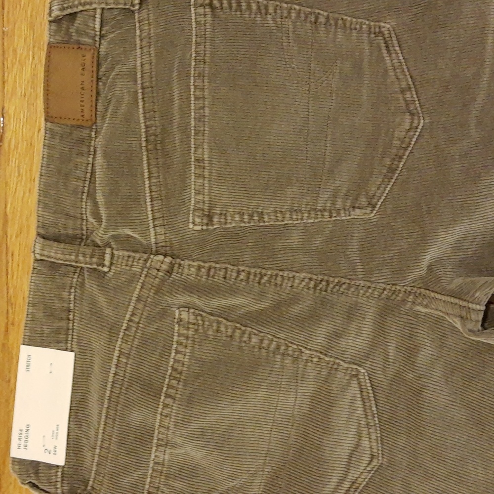 NWT American Eagle Outfitters Stretch Corduroy Pants in Light Green Size 26 - Picture 3 of 4
